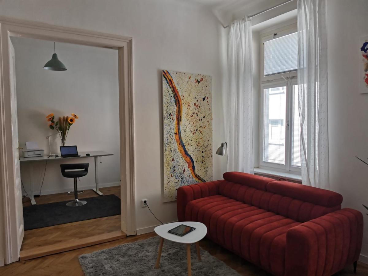 Downtown 3 Bdr Charm - Walk To All Attractions 布拉迪斯拉发 外观 照片